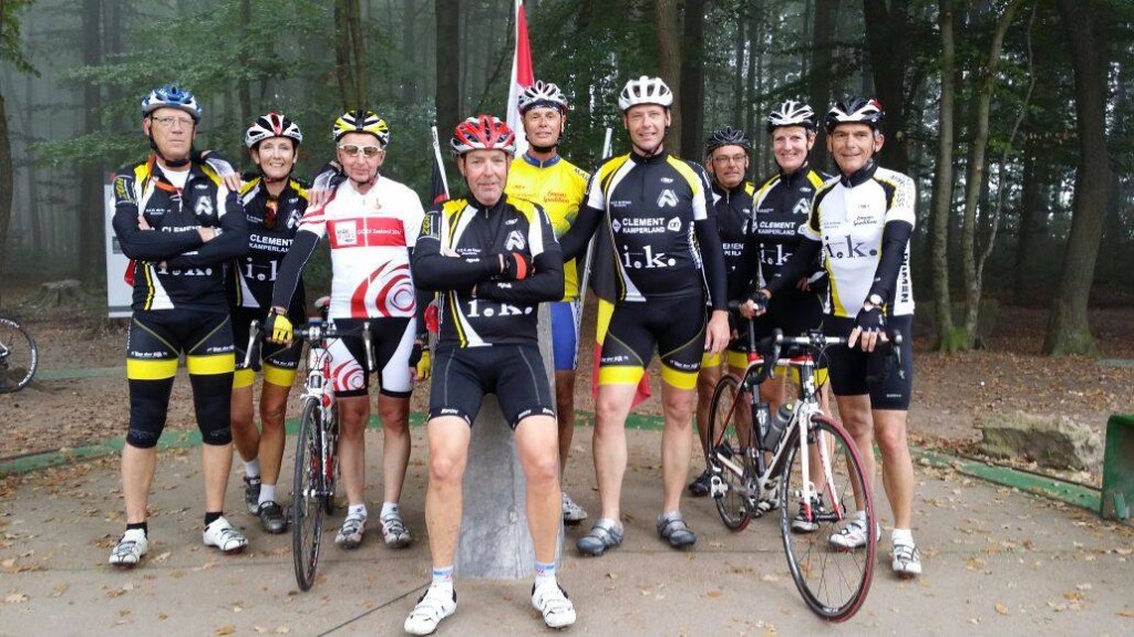 Zondag 14 september op het hoogste punt van Nederland in Vaals met Leo, Yolanda, Kees, Thijs, Ko, Patrick, Gerrit, Annemie en Jan.